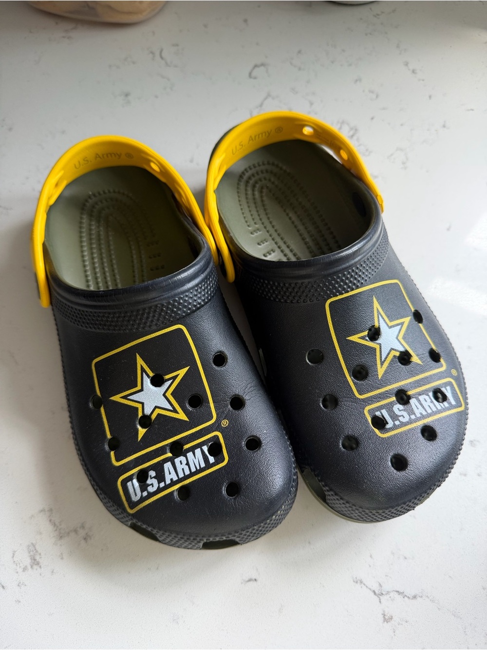 U.S. Army Kids Black and Yellow Slip-On Clogs